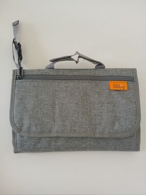 KOPI Portable Baby Change Pad/Portable supply bag NWOT NEW